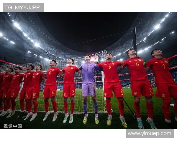 中国足球十大球星风采集锦:历史与辉煌的完美展现 中国足球十大球星风采集锦:历史与辉煌的完美展现