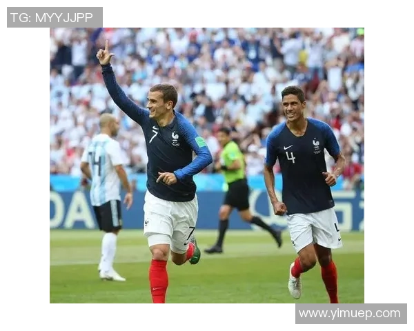 超清4K足球明星电脑壁纸原图展现球场英姿与极致细节 超清4K足球明星电脑壁纸原图展现球场英姿与极致细节