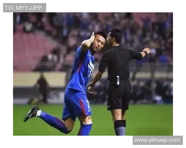 GT足球明星球员的竞技魅力与风采展现探索解析